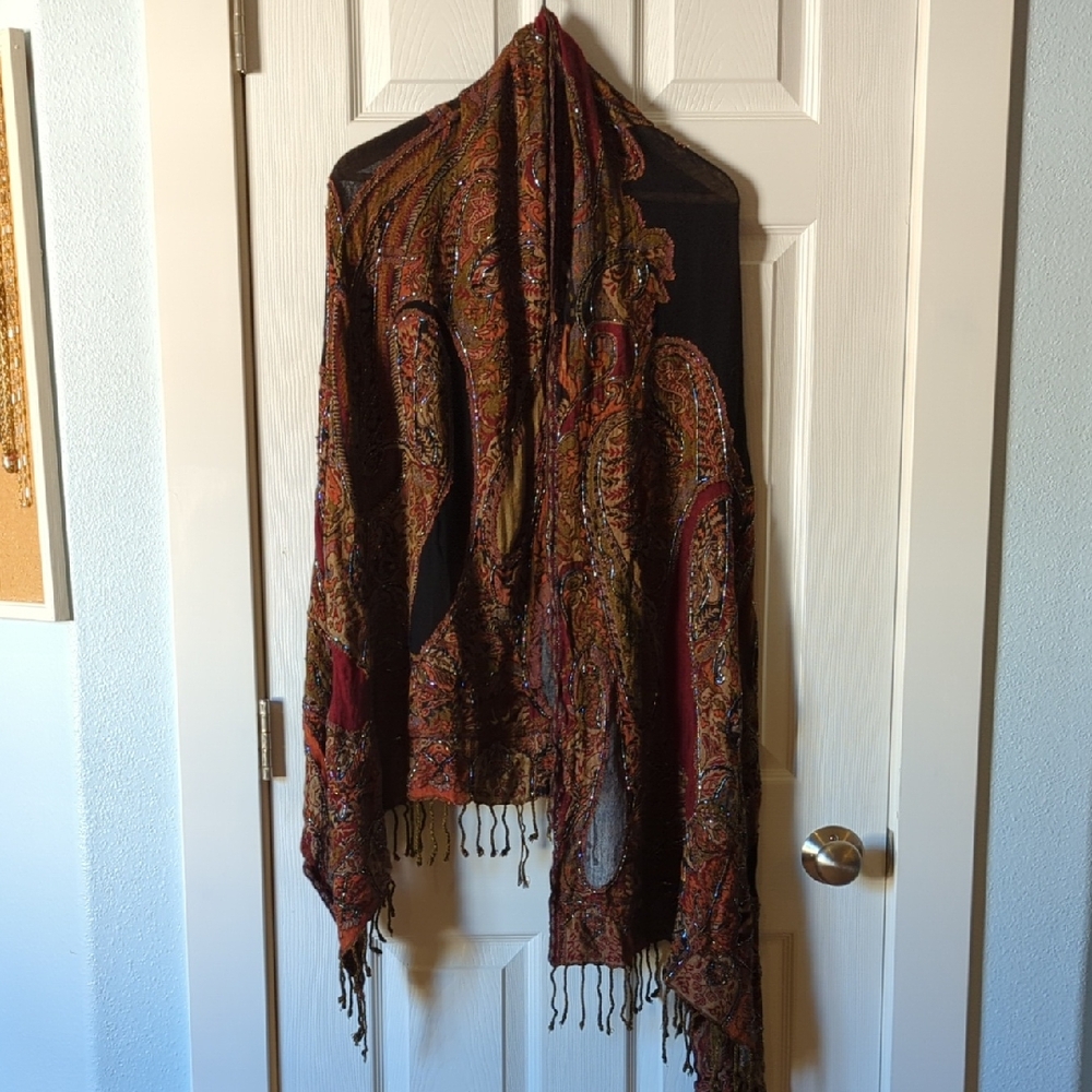 VTG EUC Paisley Shawl Hand Beaded